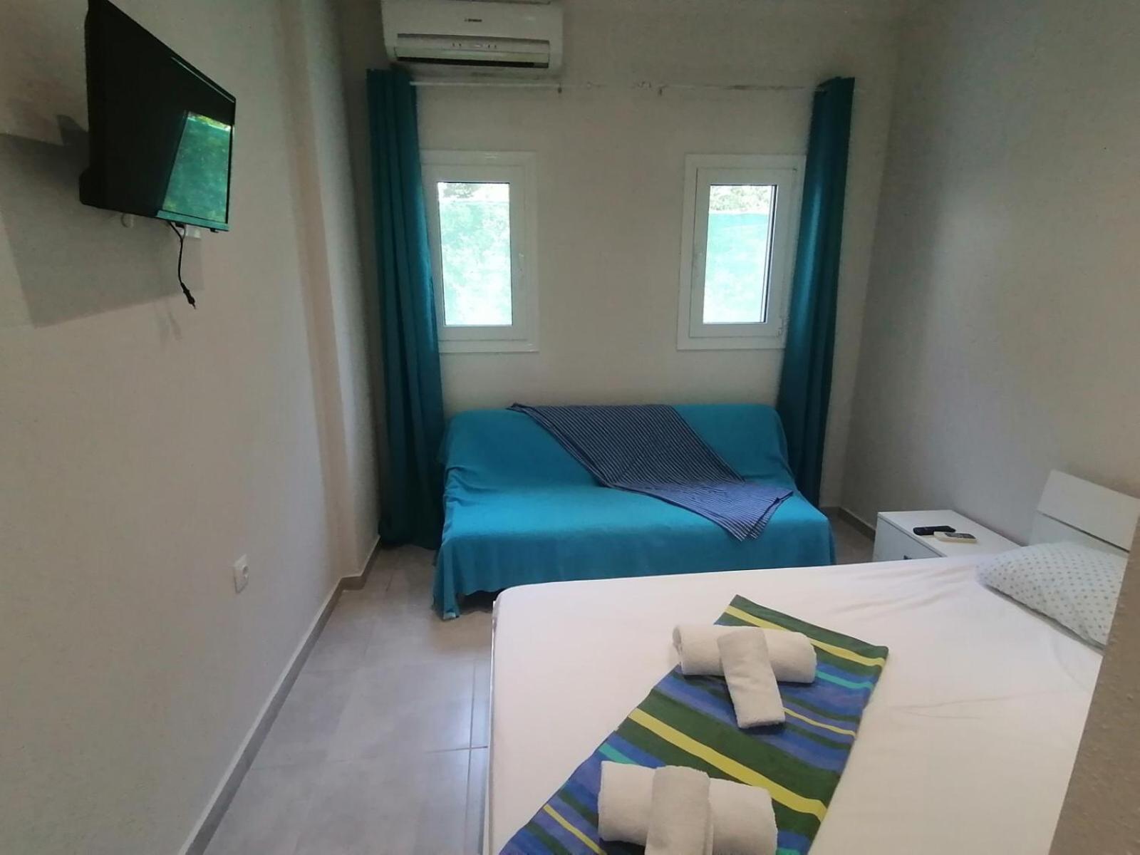 Evi And Apartment Nea Kallikrateia